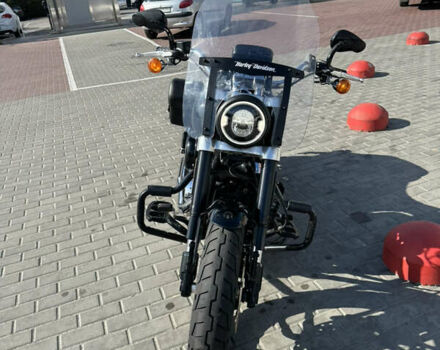 Черный Харлей-Дэвидсон Sport Glide, объемом двигателя 1.75 л и пробегом 9 тыс. км за 15000 $, фото 5 на Automoto.ua