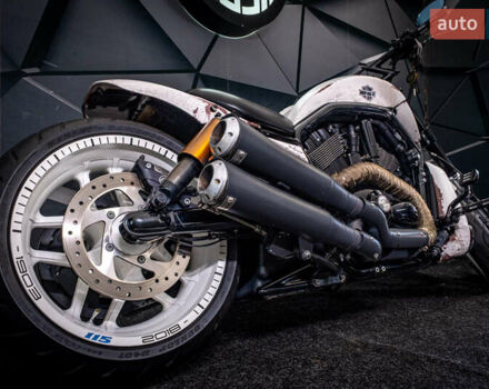 Белый Харлей-Дэвидсон VRSCD Night Rod, объемом двигателя 1.25 л и пробегом 27 тыс. км за 28000 $, фото 23 на Automoto.ua