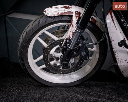 Белый Харлей-Дэвидсон VRSCD Night Rod, объемом двигателя 1.25 л и пробегом 27 тыс. км за 28000 $, фото 9 на Automoto.ua