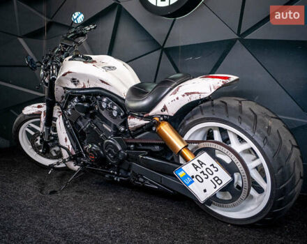 Белый Харлей-Дэвидсон VRSCD Night Rod, объемом двигателя 1.25 л и пробегом 27 тыс. км за 28000 $, фото 5 на Automoto.ua