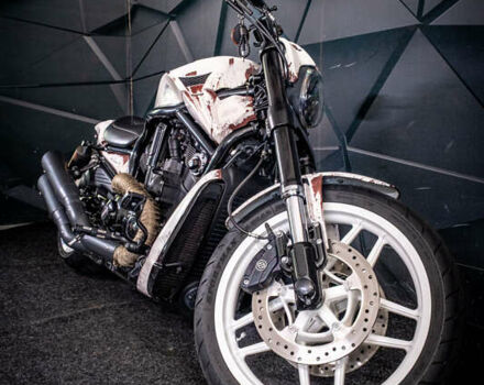 Белый Харлей-Дэвидсон VRSCD Night Rod, объемом двигателя 1.25 л и пробегом 27 тыс. км за 28000 $, фото 25 на Automoto.ua