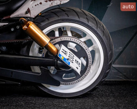 Белый Харлей-Дэвидсон VRSCD Night Rod, объемом двигателя 1.25 л и пробегом 27 тыс. км за 28000 $, фото 11 на Automoto.ua