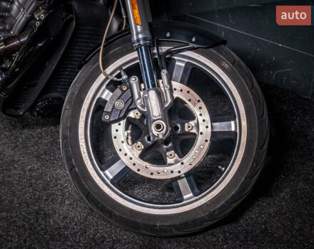 Черный Харлей-Дэвидсон VRSCF V-Rod Muscle, объемом двигателя 1.25 л и пробегом 8 тыс. км за 18000 $, фото 8 на Automoto.ua