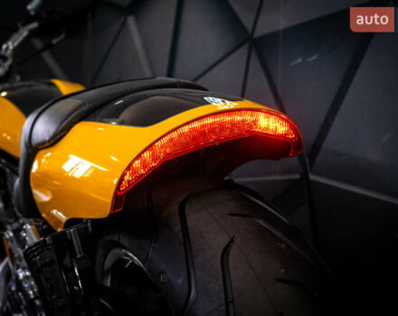Желтый Харлей-Дэвидсон VRSCF V-Rod Muscle, объемом двигателя 0 л и пробегом 5 тыс. км за 25000 $, фото 15 на Automoto.ua