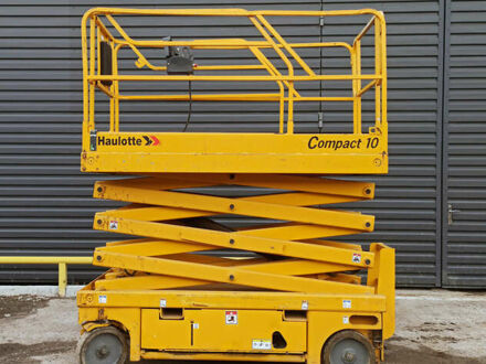 Хаулот Compact 2007 в Харькове на Automoto.ua Желтый Хаулот Compact, объемом двигателя 0 л и пробегом 1 тыс. км за 10075 $, фото 1 на Automoto.ua