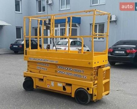 Хаулот Compact 10, объемом двигателя 1.98 л и пробегом 3 тыс. км за 12728 $, фото 3 на Automoto.ua