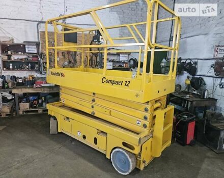 Хаулот Compact 12 2008 в Полтаве на Automoto.ua Хаулот Compact 12, объемом двигателя 0 л и пробегом 1 тыс. км за 12000 $, фото 3 на Automoto.ua