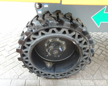 Хаулот Другая, объемом двигателя 0 л и пробегом 0 тыс. км за 122711 $, фото 5 на Automoto.ua