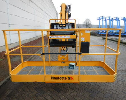 Хаулот Другая, объемом двигателя 0 л и пробегом 0 тыс. км за 122711 $, фото 3 на Automoto.ua