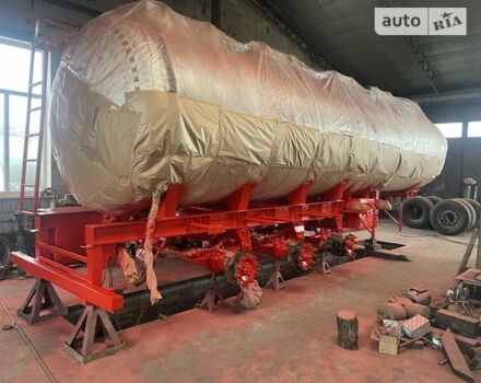 Красный Хендрикс Гоч, объемом двигателя 0 л и пробегом 100 тыс. км за 15800 $, фото 11 на Automoto.ua