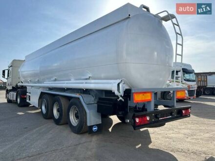 Белый Хендрикс BPW, объемом двигателя 0 л и пробегом 500 тыс. км за 22220 $, фото 1 на Automoto.ua