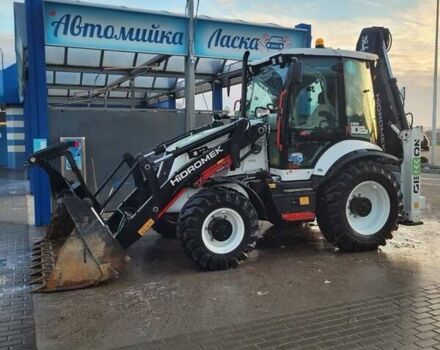 Белый Гидромек ХМК 102Б, объемом двигателя 4.4 л и пробегом 0 тыс. км за 95624 $, фото 5 на Automoto.ua