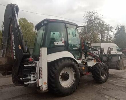 Белый Гидромек HMK 102B Alpha, объемом двигателя 4.4 л и пробегом 650 тыс. км за 71861 $, фото 7 на Automoto.ua