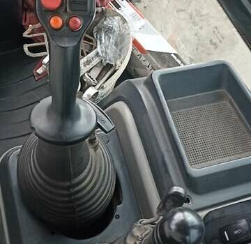 Белый Гидромек HMK 102B Alpha, объемом двигателя 4.4 л и пробегом 650 тыс. км за 71861 $, фото 2 на Automoto.ua