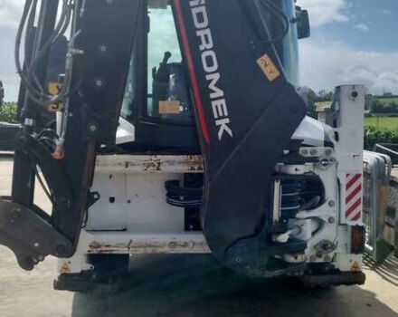 Білий Гідромек HMK 102B Supra, об'ємом двигуна 0 л та пробігом 1 тис. км за 107747 $, фото 3 на Automoto.ua