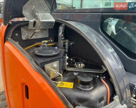 Оранжевый Хитачи Заксис, объемом двигателя 0 л и пробегом 3 тыс. км за 49971 $, фото 3 на Automoto.ua