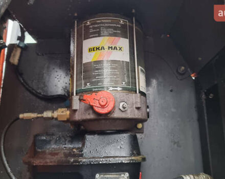 Хитачи ZX 210LC-5B, объемом двигателя 0 л и пробегом 9 тыс. км за 60773 $, фото 16 на Automoto.ua