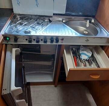 Білий Хоббі Екселлент, об'ємом двигуна 0 л та пробігом 2 тис. км за 9799 $, фото 20 на Automoto.ua