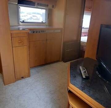 Білий Хоббі Екселлент, об'ємом двигуна 0 л та пробігом 2 тис. км за 9799 $, фото 9 на Automoto.ua