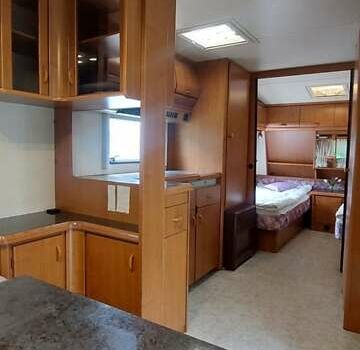 Білий Хоббі Екселлент, об'ємом двигуна 0 л та пробігом 2 тис. км за 9799 $, фото 40 на Automoto.ua