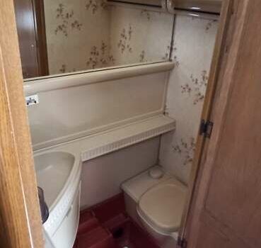 Хобби Престиж 1989 в Тернополе на Automoto.ua Белый Хобби Престиж, объемом двигателя 0 л и пробегом 5 тыс. км за 6500 $, фото 9 на Automoto.ua