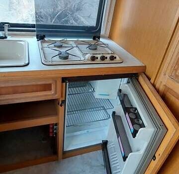 Хоббі Престиж 1996 у Житомирі на Automoto.ua Хоббі Престиж, об'ємом двигуна 0 л та пробігом 3 тис. км за 7999 $, фото 18 на Automoto.ua