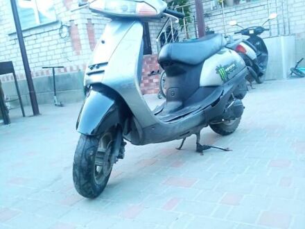 Хонда 125T 1993 у Житомирі на Automoto.ua Сірий Хонда 125T, об'ємом двигуна 0 л та пробігом 454 тис. км за 266 $, фото 1 на Automoto.ua