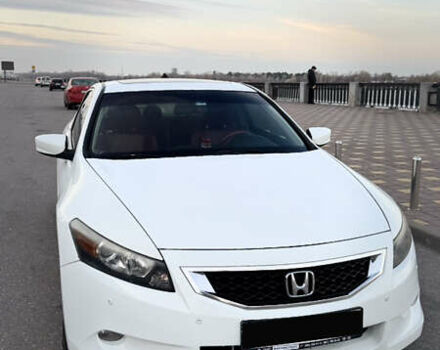 Белый Хонда Аккорд, объемом двигателя 3.47 л и пробегом 216 тыс. км за 7500 $, фото 23 на Automoto.ua