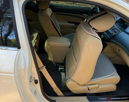 Білий Хонда Аккорд, об'ємом двигуна 2.4 л та пробігом 173 тис. км за 11000 $, фото 10 на Automoto.ua