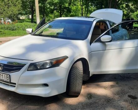 Білий Хонда Аккорд, об'ємом двигуна 2.4 л та пробігом 265 тис. км за 12000 $, фото 1 на Automoto.ua