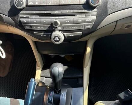 Білий Хонда Аккорд, об'ємом двигуна 2.4 л та пробігом 173 тис. км за 11000 $, фото 19 на Automoto.ua