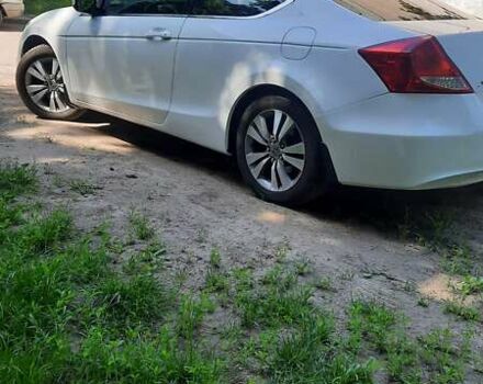 Білий Хонда Аккорд, об'ємом двигуна 2.4 л та пробігом 265 тис. км за 12000 $, фото 3 на Automoto.ua