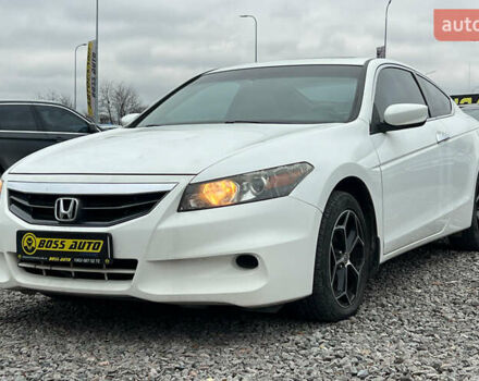 Білий Хонда Аккорд, об'ємом двигуна 2.35 л та пробігом 228 тис. км за 9700 $, фото 2 на Automoto.ua