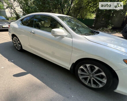 Белый Хонда Аккорд, объемом двигателя 3.5 л и пробегом 135 тыс. км за 13400 $, фото 3 на Automoto.ua