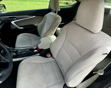 Белый Хонда Аккорд, объемом двигателя 2.4 л и пробегом 126 тыс. км за 13200 $, фото 15 на Automoto.ua