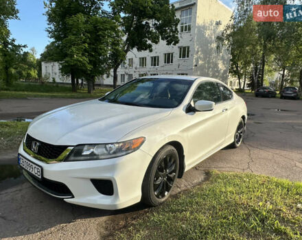 Белый Хонда Аккорд, объемом двигателя 2.4 л и пробегом 126 тыс. км за 13200 $, фото 7 на Automoto.ua