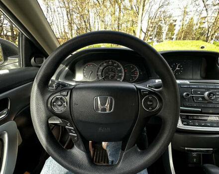 Белый Хонда Аккорд, объемом двигателя 2.4 л и пробегом 126 тыс. км за 13200 $, фото 17 на Automoto.ua