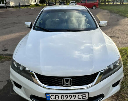 Белый Хонда Аккорд, объемом двигателя 2.4 л и пробегом 126 тыс. км за 13200 $, фото 6 на Automoto.ua