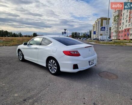 Белый Хонда Аккорд, объемом двигателя 2.36 л и пробегом 127 тыс. км за 10500 $, фото 6 на Automoto.ua