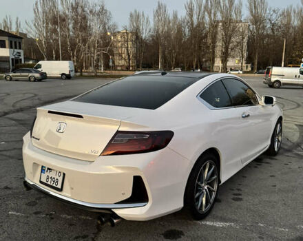 Білий Хонда Аккорд, об'ємом двигуна 3.5 л та пробігом 166 тис. км за 16800 $, фото 5 на Automoto.ua