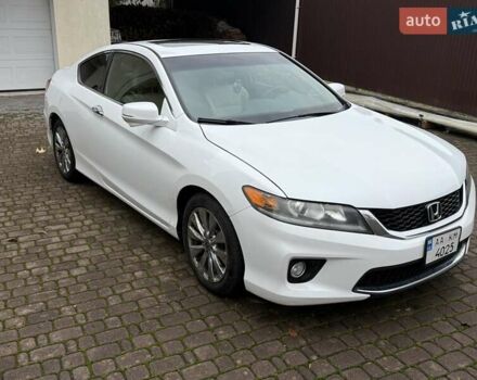 Белый Хонда Аккорд, объемом двигателя 2.36 л и пробегом 223 тыс. км за 11500 $, фото 2 на Automoto.ua