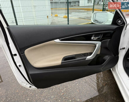 Білий Хонда Аккорд, об'ємом двигуна 2.36 л та пробігом 223 тис. км за 10790 $, фото 12 на Automoto.ua