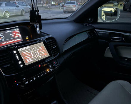 Білий Хонда Аккорд, об'ємом двигуна 3.5 л та пробігом 166 тис. км за 16800 $, фото 15 на Automoto.ua