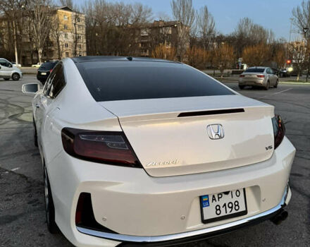 Білий Хонда Аккорд, об'ємом двигуна 3.5 л та пробігом 166 тис. км за 16800 $, фото 4 на Automoto.ua