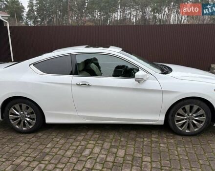 Белый Хонда Аккорд, объемом двигателя 2.36 л и пробегом 223 тыс. км за 11500 $, фото 1 на Automoto.ua