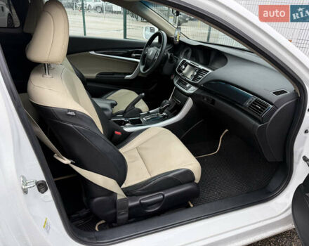 Білий Хонда Аккорд, об'ємом двигуна 2.36 л та пробігом 223 тис. км за 10790 $, фото 14 на Automoto.ua