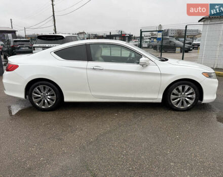Білий Хонда Аккорд, об'ємом двигуна 2.36 л та пробігом 223 тис. км за 10790 $, фото 5 на Automoto.ua