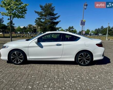 Белый Хонда Аккорд, объемом двигателя 1.9 л и пробегом 105 тыс. км за 14500 $, фото 3 на Automoto.ua