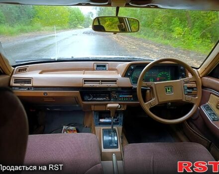 Белый Хонда Аккорд, объемом двигателя 1.8 л и пробегом 270 тыс. км за 1300 $, фото 4 на Automoto.ua