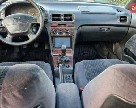 Белый Хонда Аккорд, объемом двигателя 1.85 л и пробегом 280 тыс. км за 1900 $, фото 13 на Automoto.ua